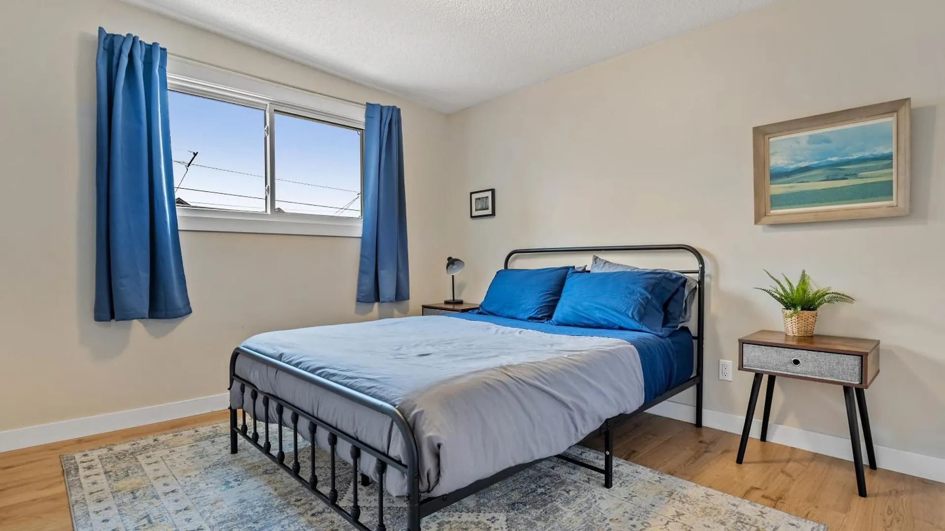 公寓 Comfy, Cozy, Central Calgary, 2Br And 1Bth